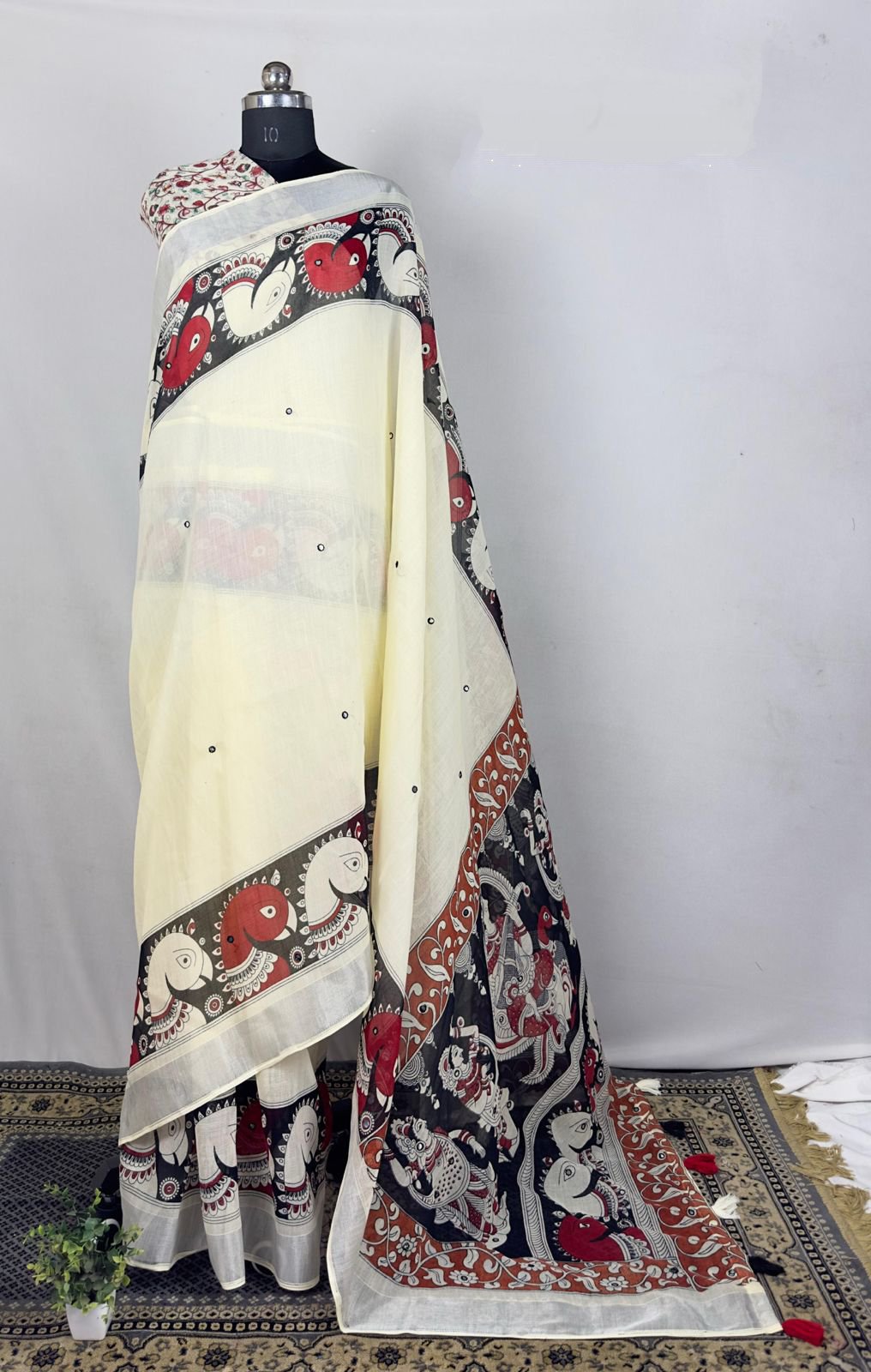 Ruhabs Festive Wear Beautiful Digital Printed Linen Saree with blouse Piece