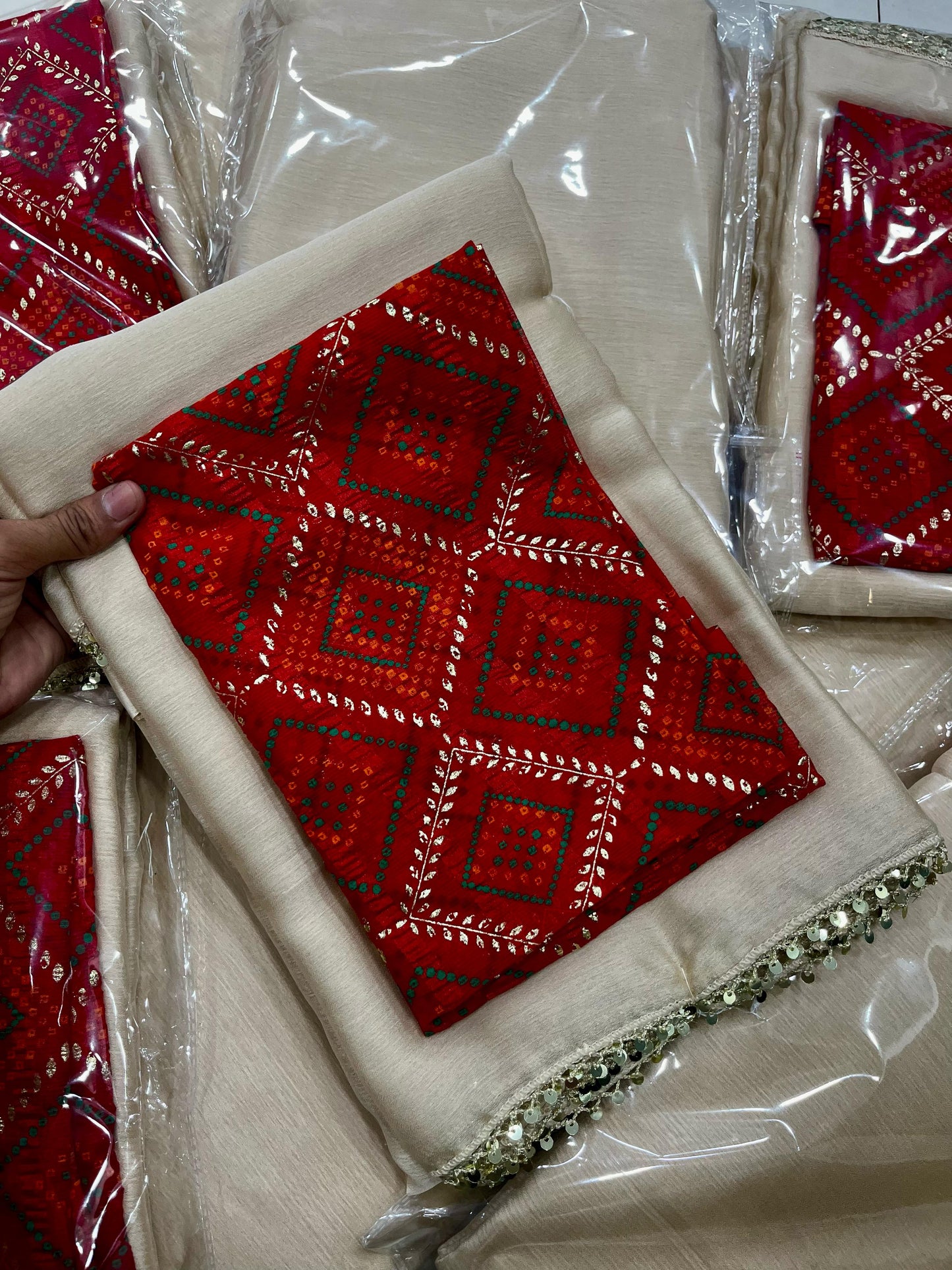 Ruhabs Beautiful Soft Chiffon Celebrity Inspired Saree with Designer Lace Border.