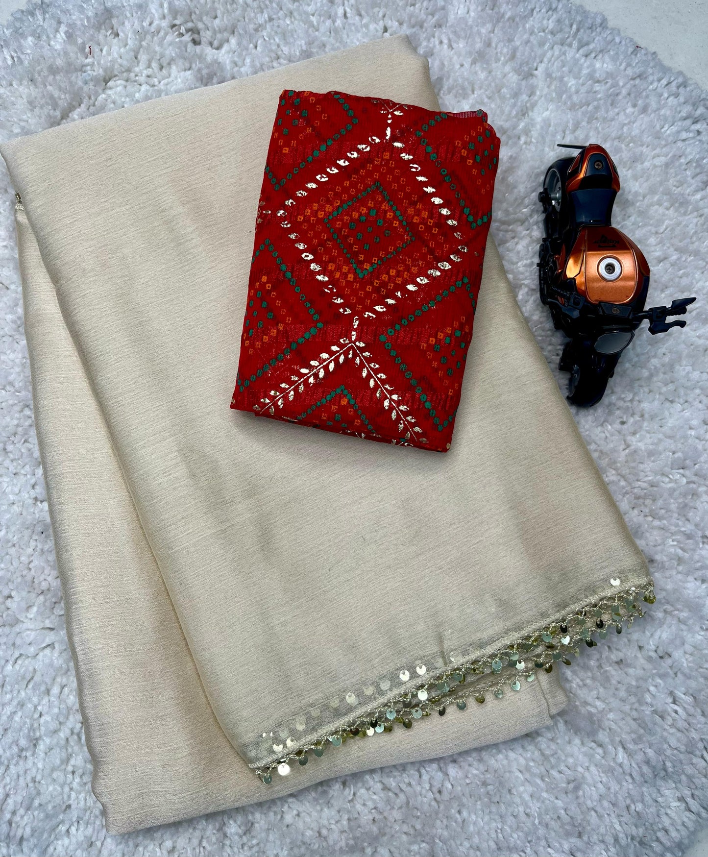 Ruhabs Beautiful Soft Chiffon Celebrity Inspired Saree with Designer Lace Border.