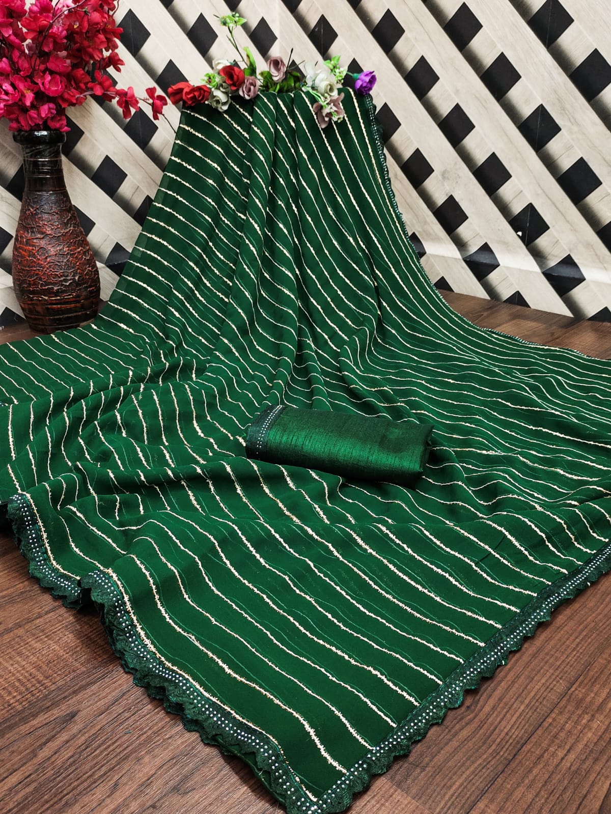 Ruhabs Bollywood Designer Fur Georgette Saree with Blouse Piece