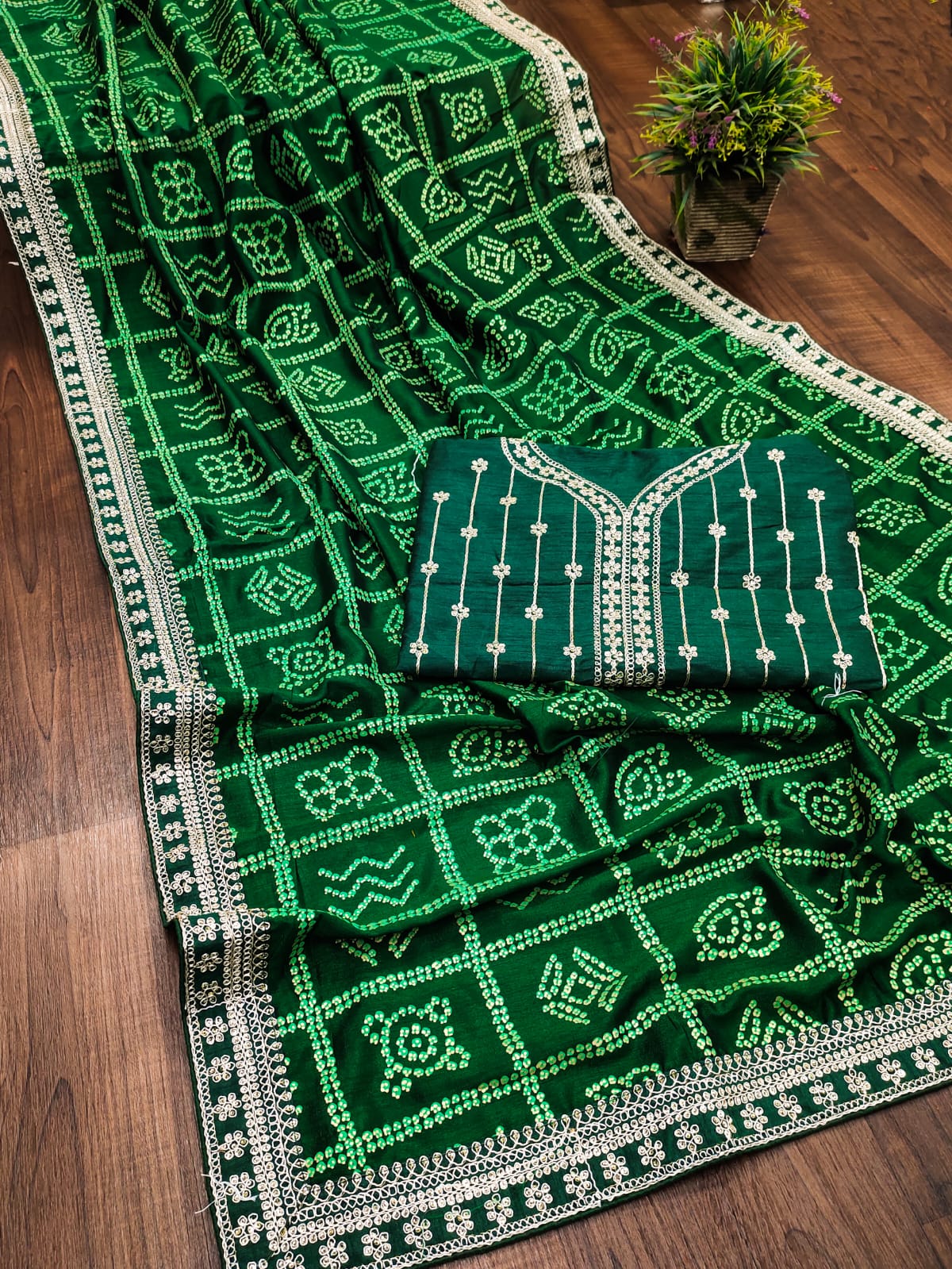 Ruhabs Bandhani Printed Embroidered Silk Saree